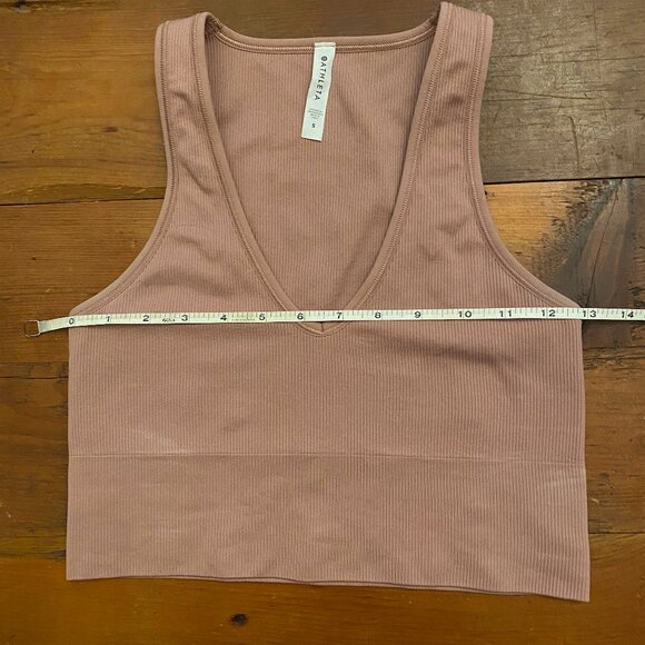 ATHLETA V-NECK RIBBED CROP TANK/BRA/TOP IN BLUSH, SIZE SMALL, LIKE NEW - Picture 2 of 2